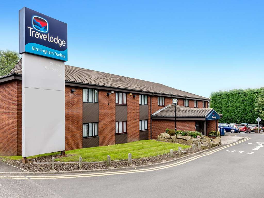 Travelodge Birmingham Dudley Bagian luar foto